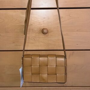 Brown woven leather crossbody bag